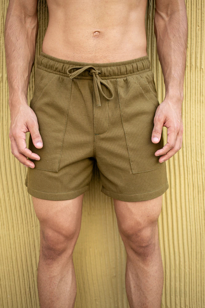 Short Tricô Verde Oliva